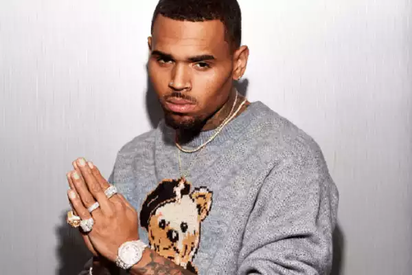 Chris Brown bans guests, alchohol and drugs from his home